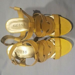 Guess wedges